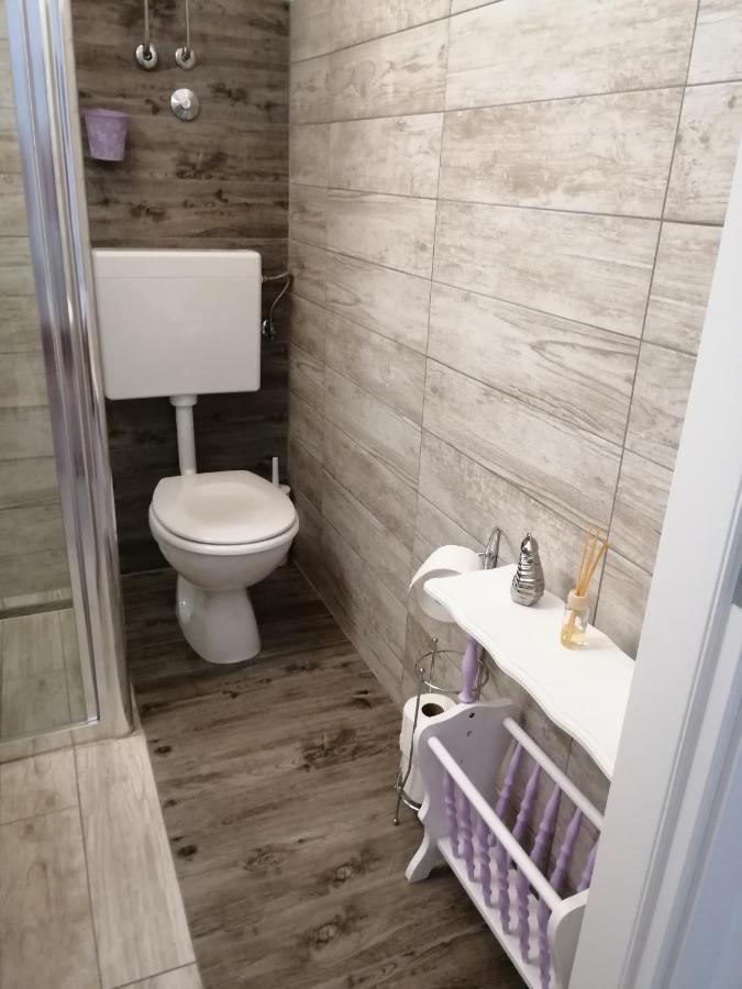 Apartmani Nevera Krk Town Exterior photo